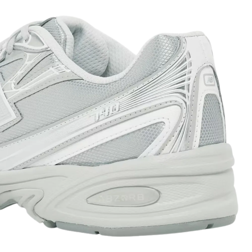 New Balance 740 Silver Sneaker